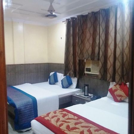 Hotel Roma Villa New Delhi Buitenkant foto